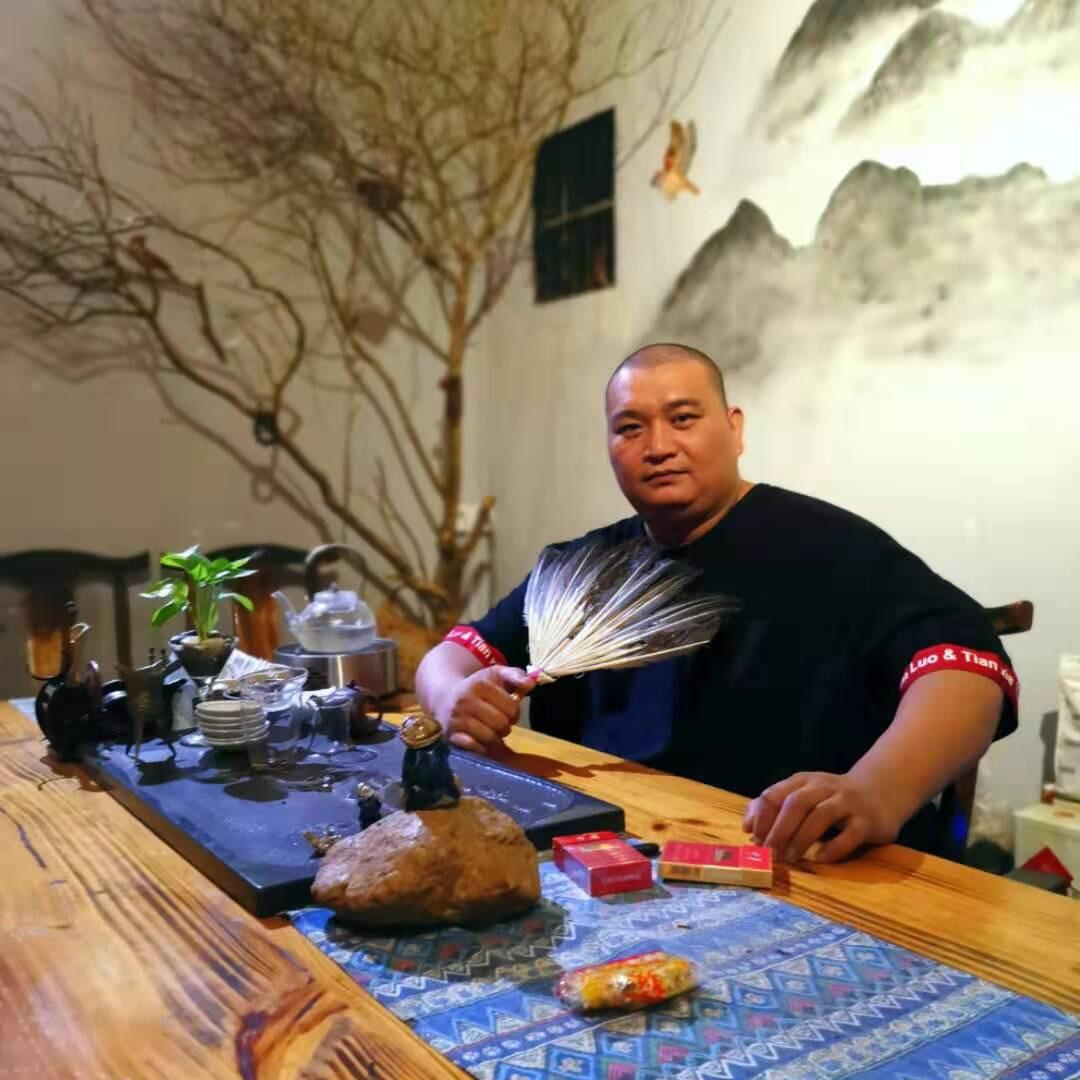 肥夷所思的粗睹