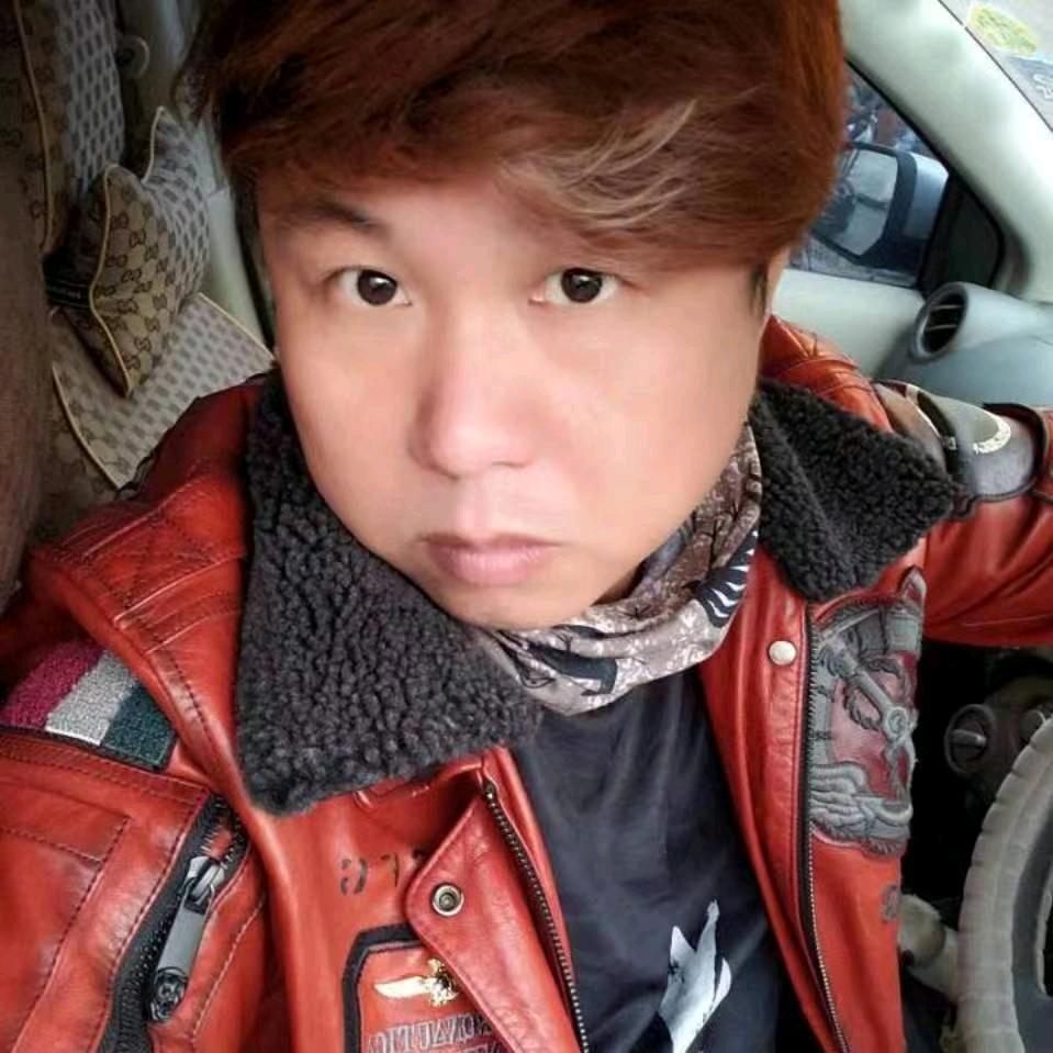 小海地潮流电玩