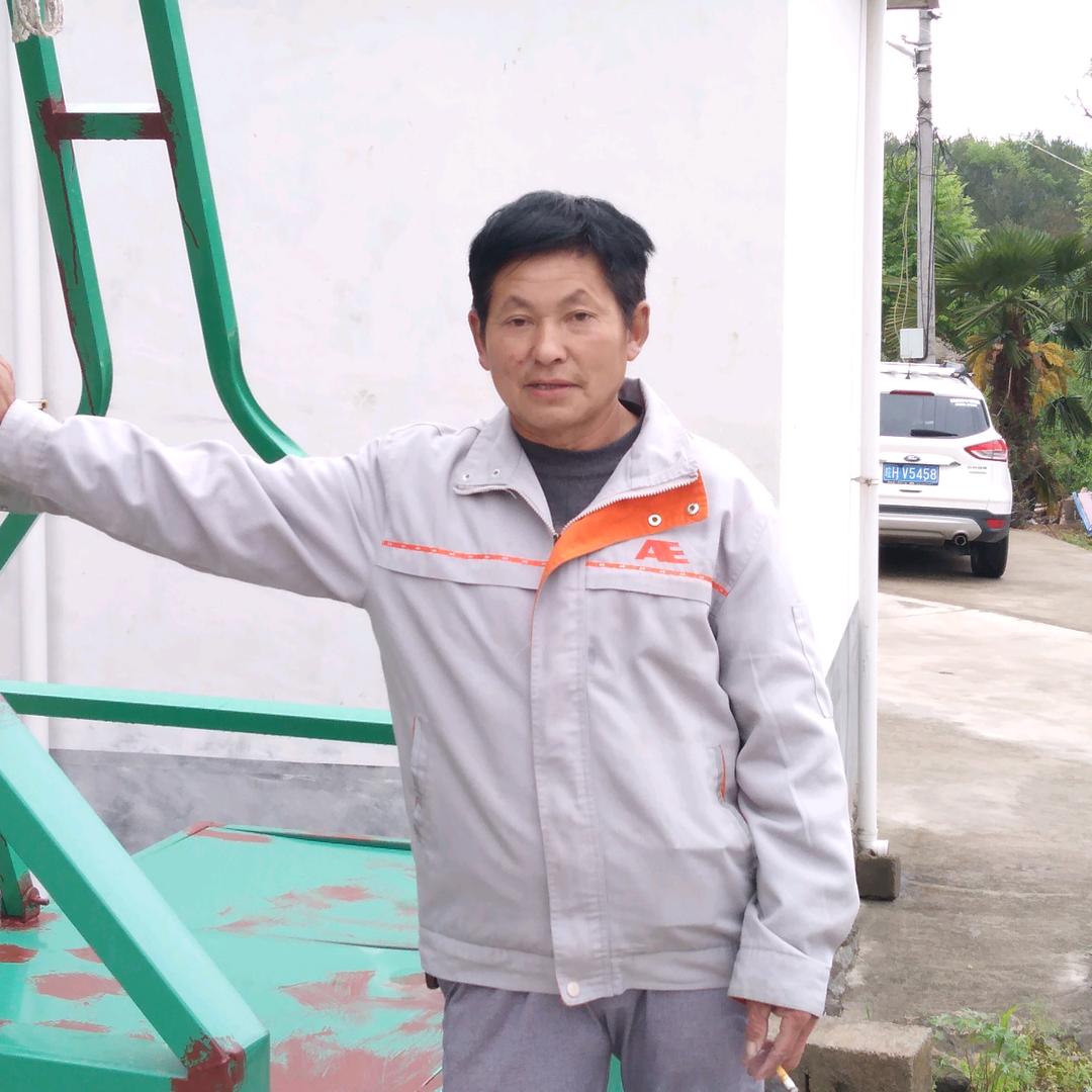 红太阳永远普照