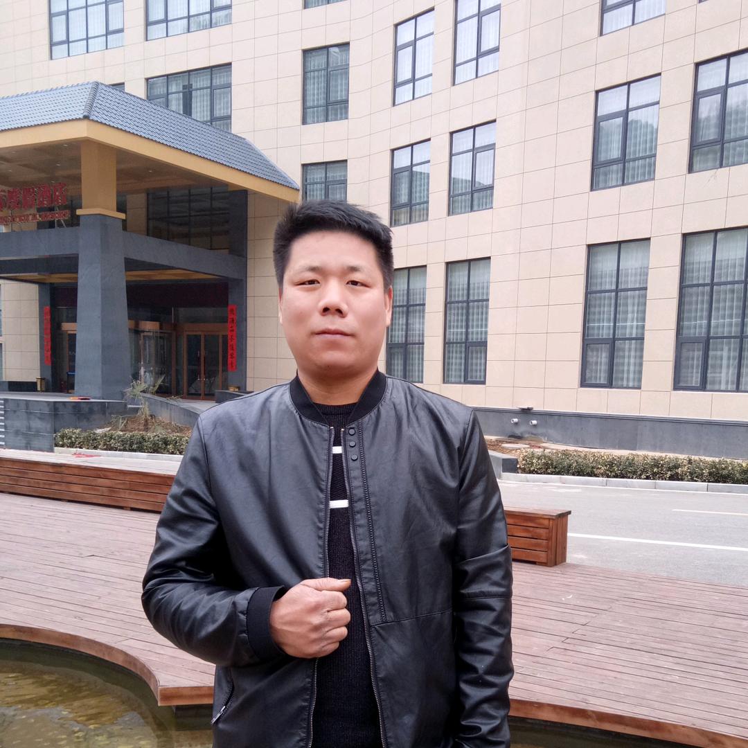 鼎信，董彦青