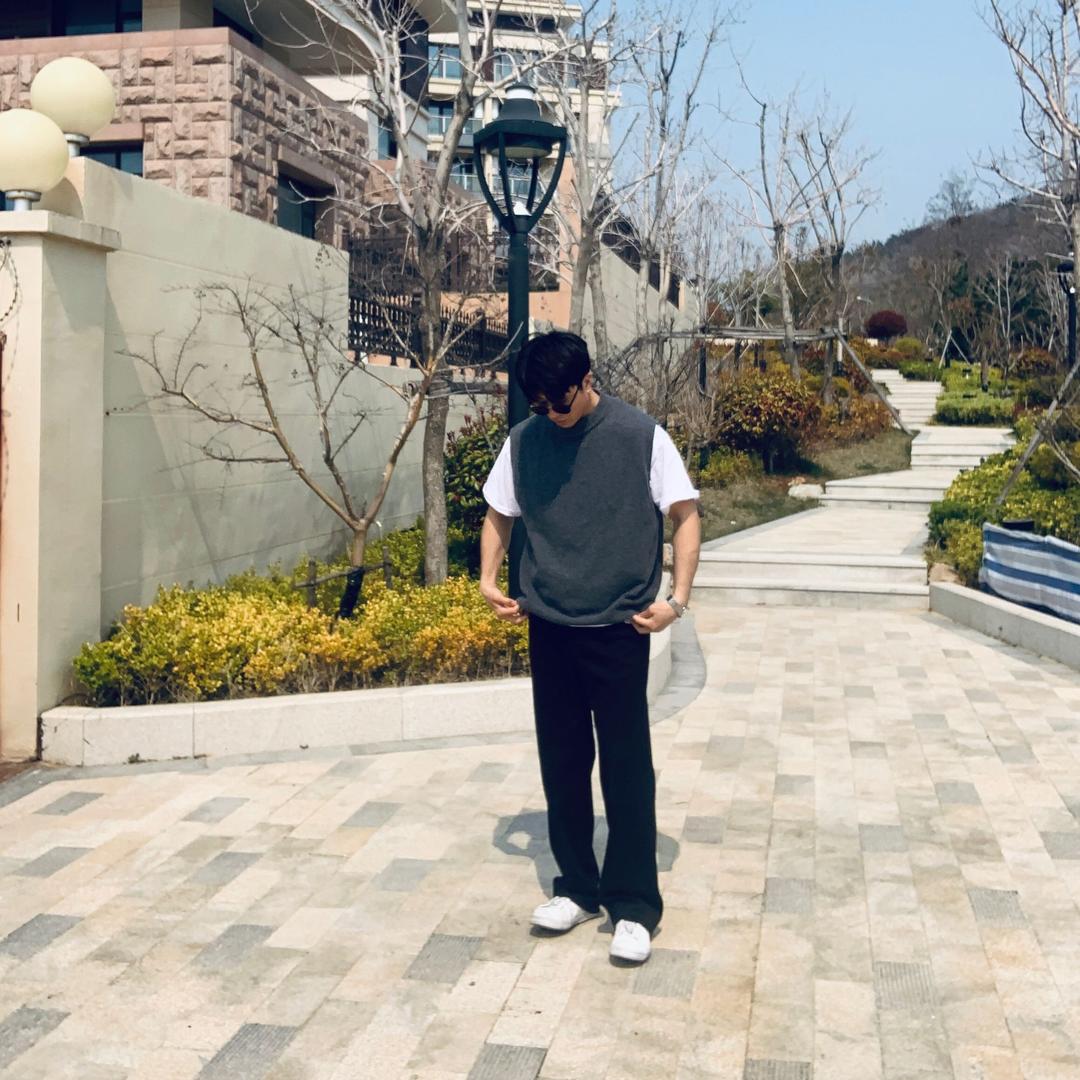 陆在韩（韩国轻奢运动潮牌集合店）