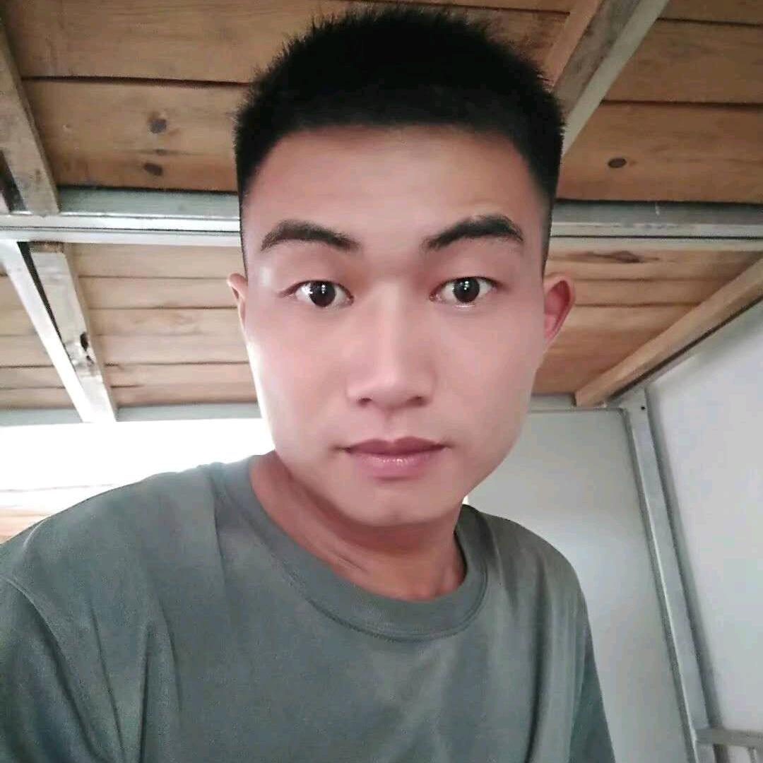 大兵钻石画