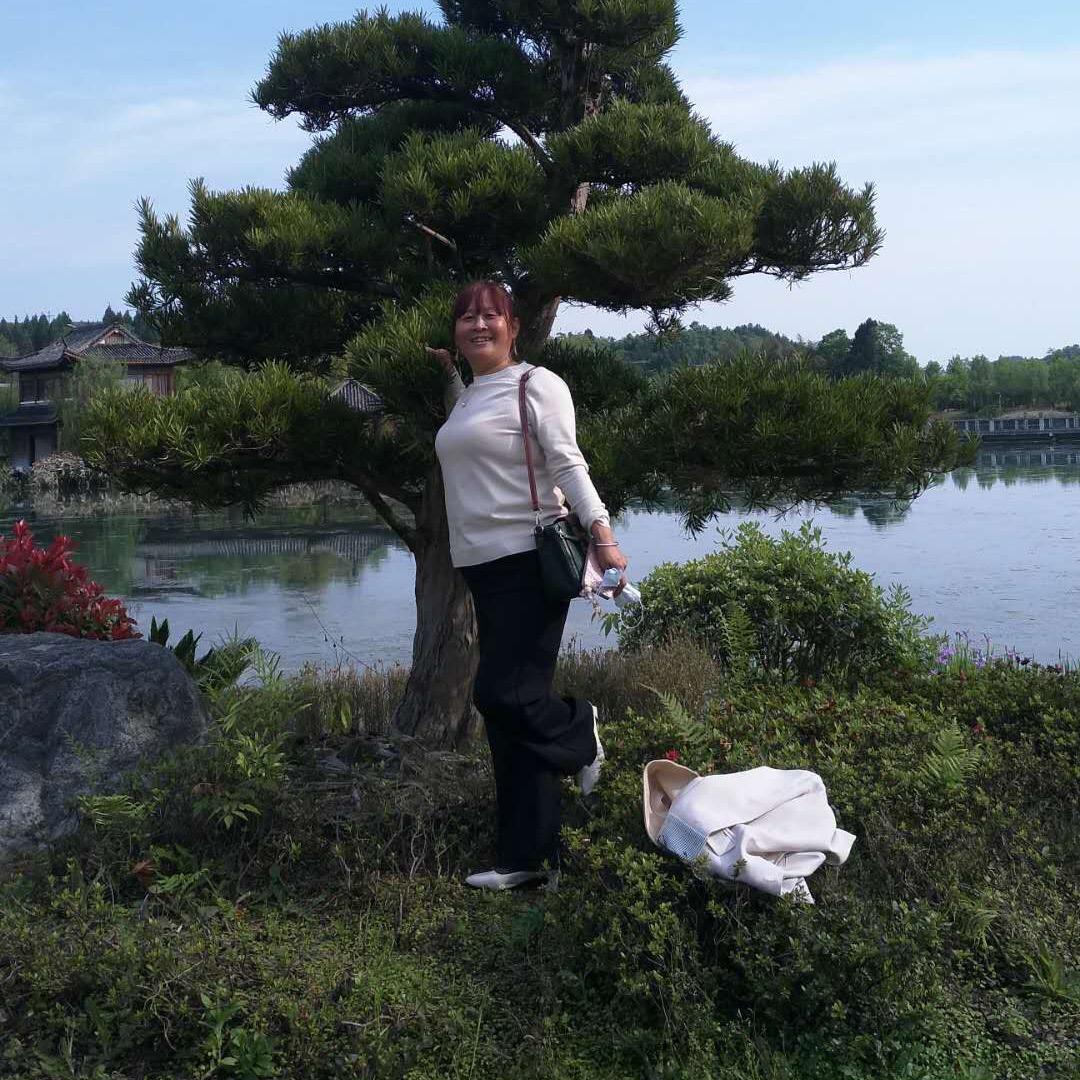 月月有钱进，秒秒。不喜欢别人评论。有赞必