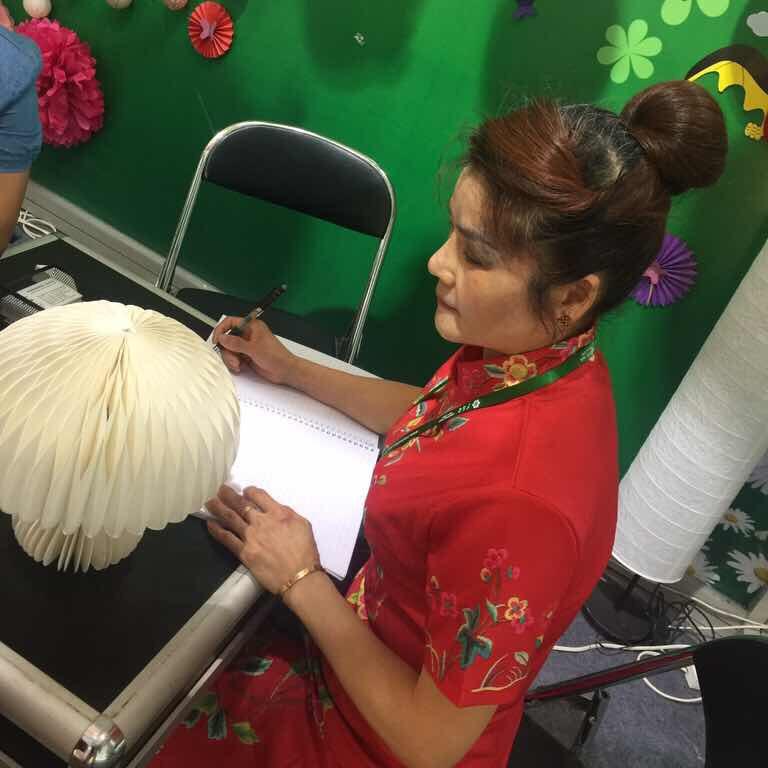 云艺灯饰