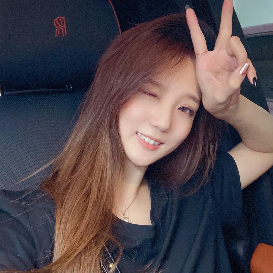 丁芳是个小闹腾