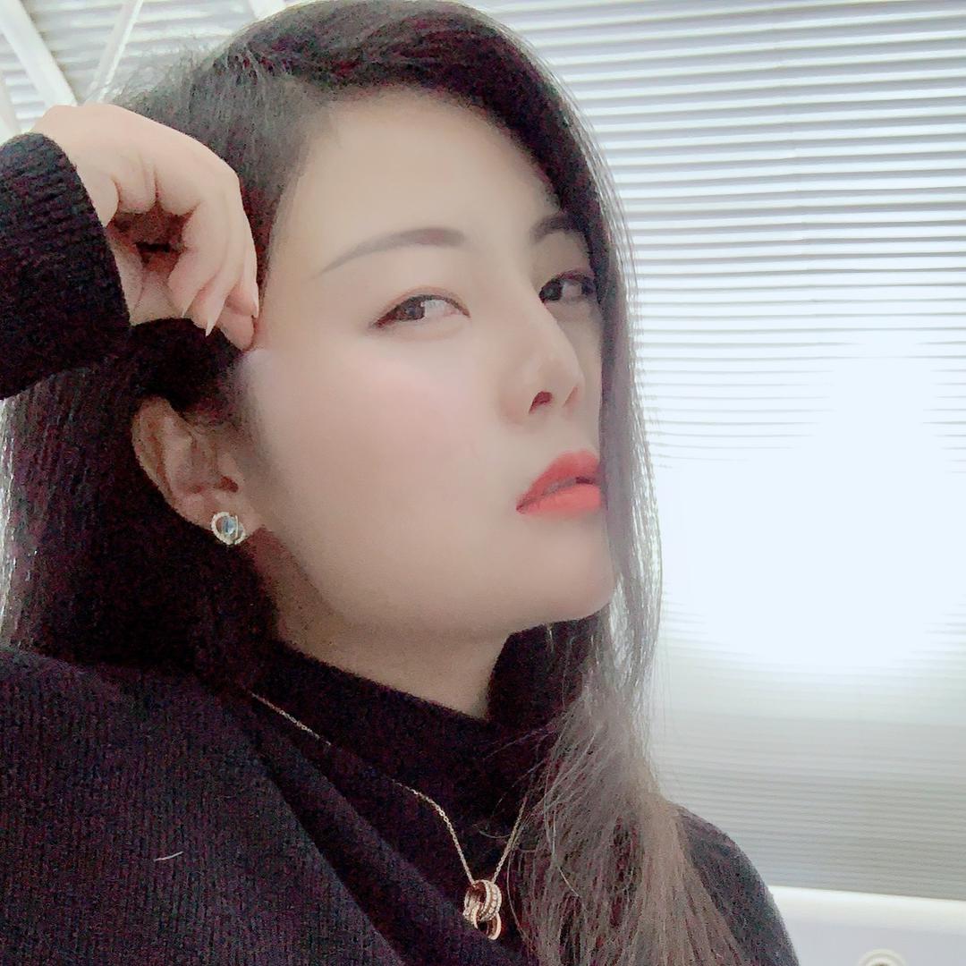 瑶瑶么么哒💋💋💋
