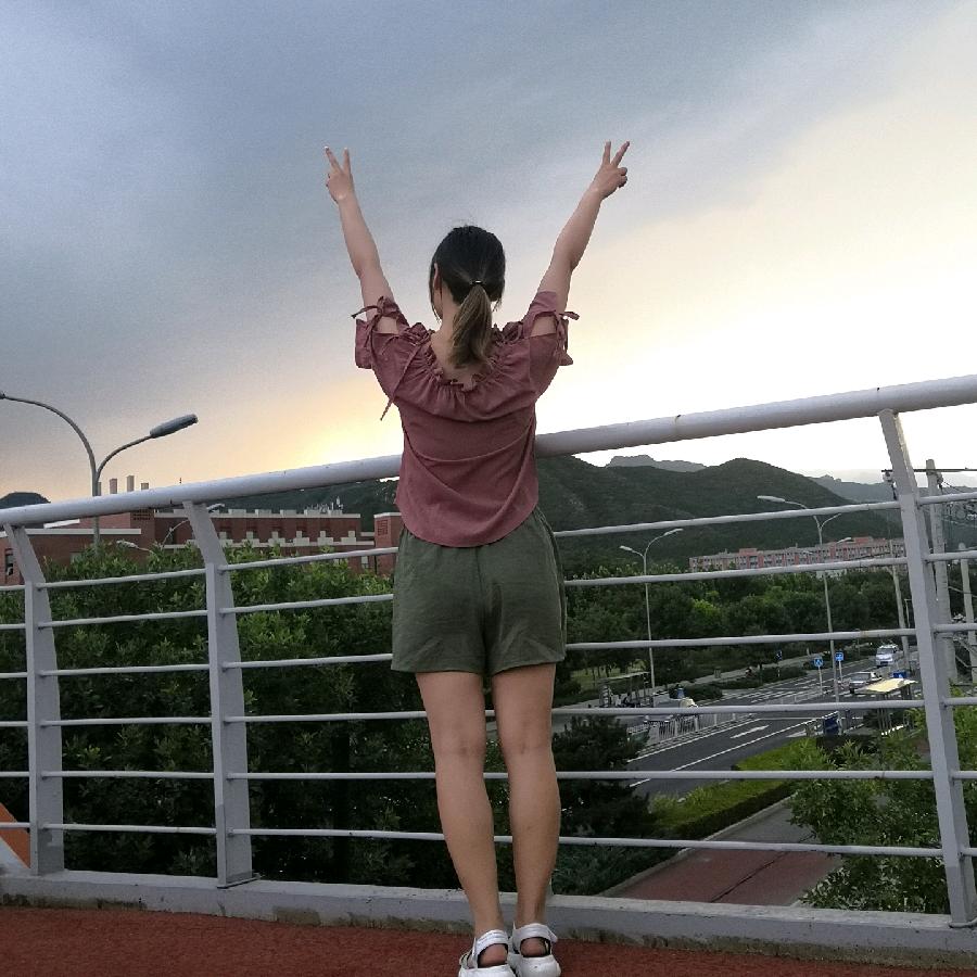 超级无敌幸运四季发财平安变瘦的美少女