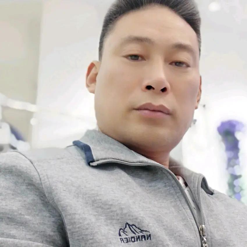 杨云