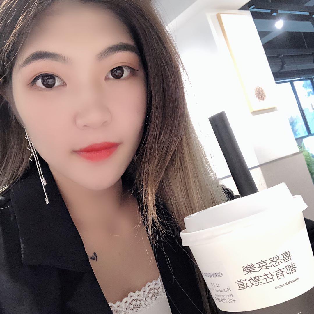 ঞོ 何小姐ღ᭄ꦿꦿᮨ້໌࿐