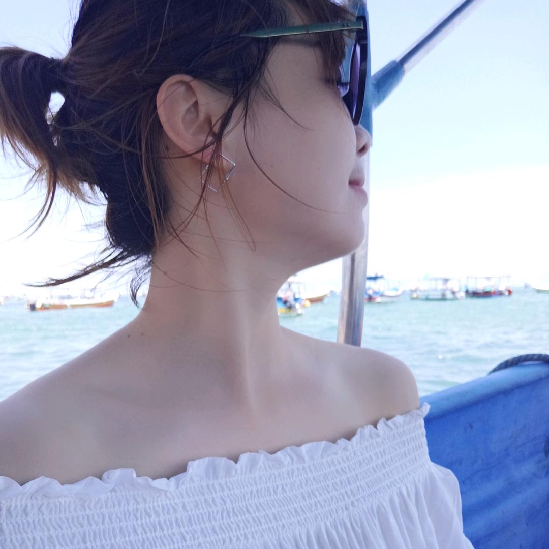 英子