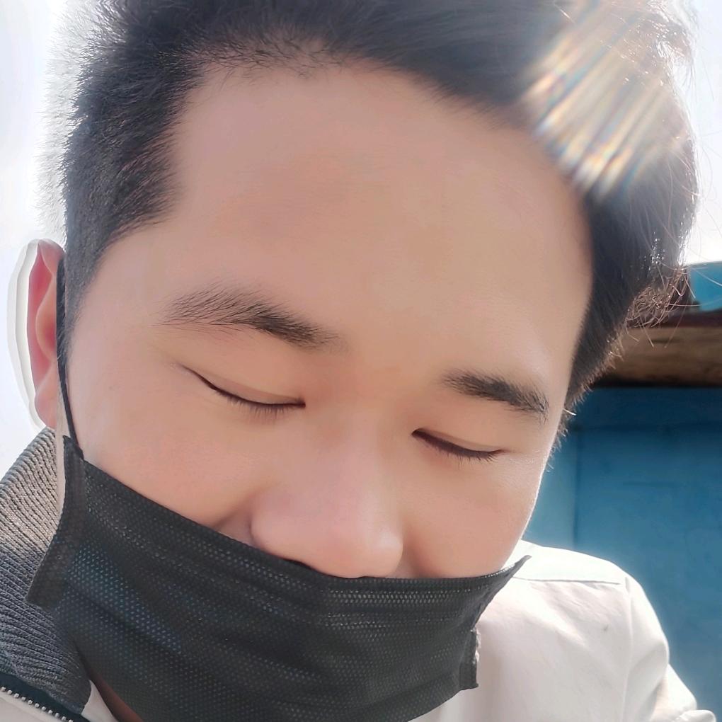 今非惜比。《专业刮大白，磨砂纸，喷漆》