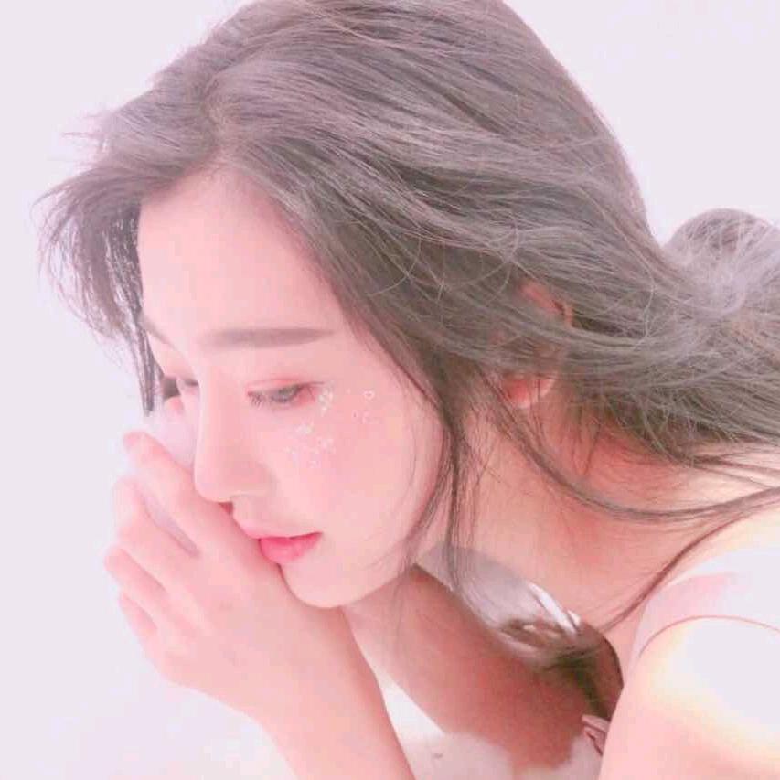 李