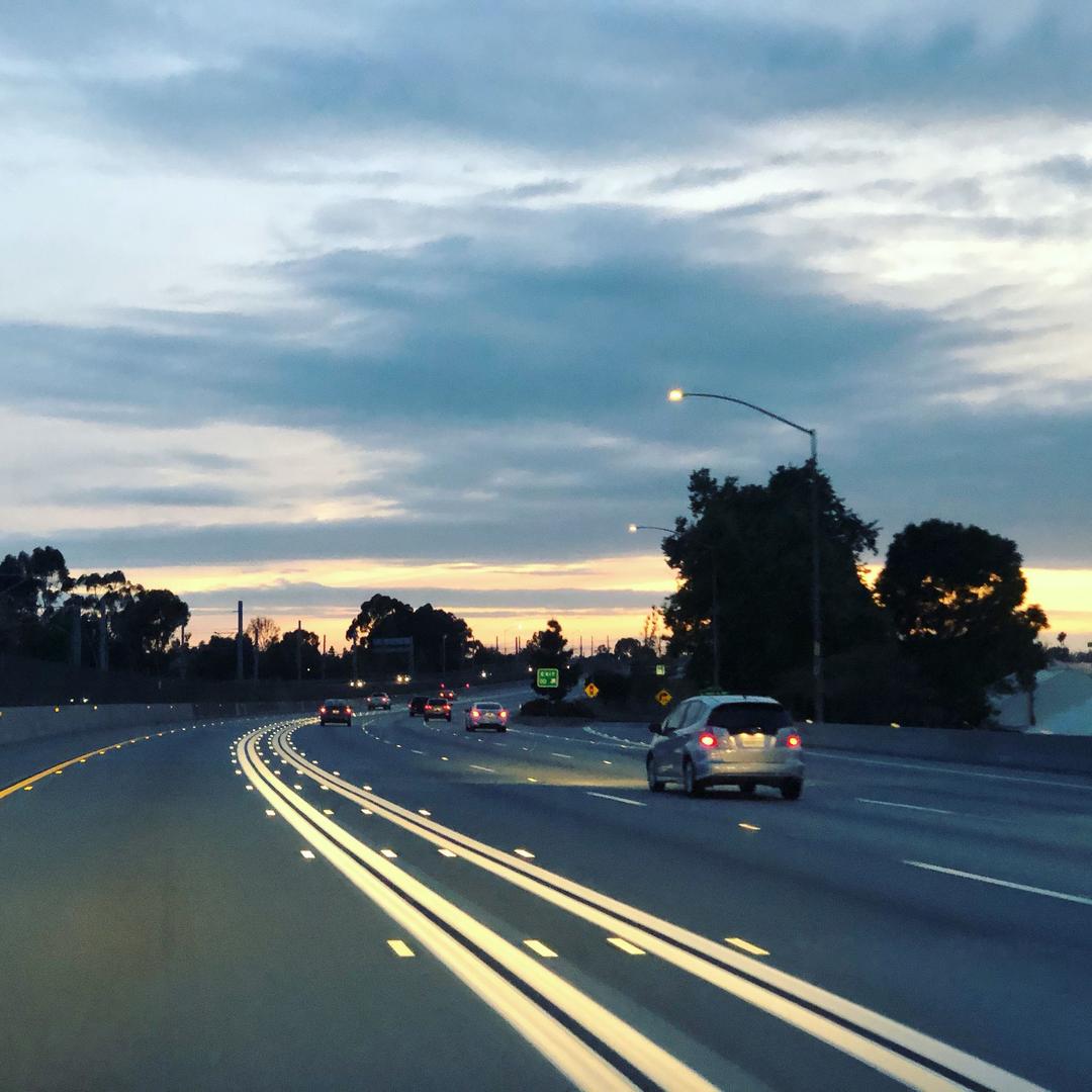 卖小孩的小火柴