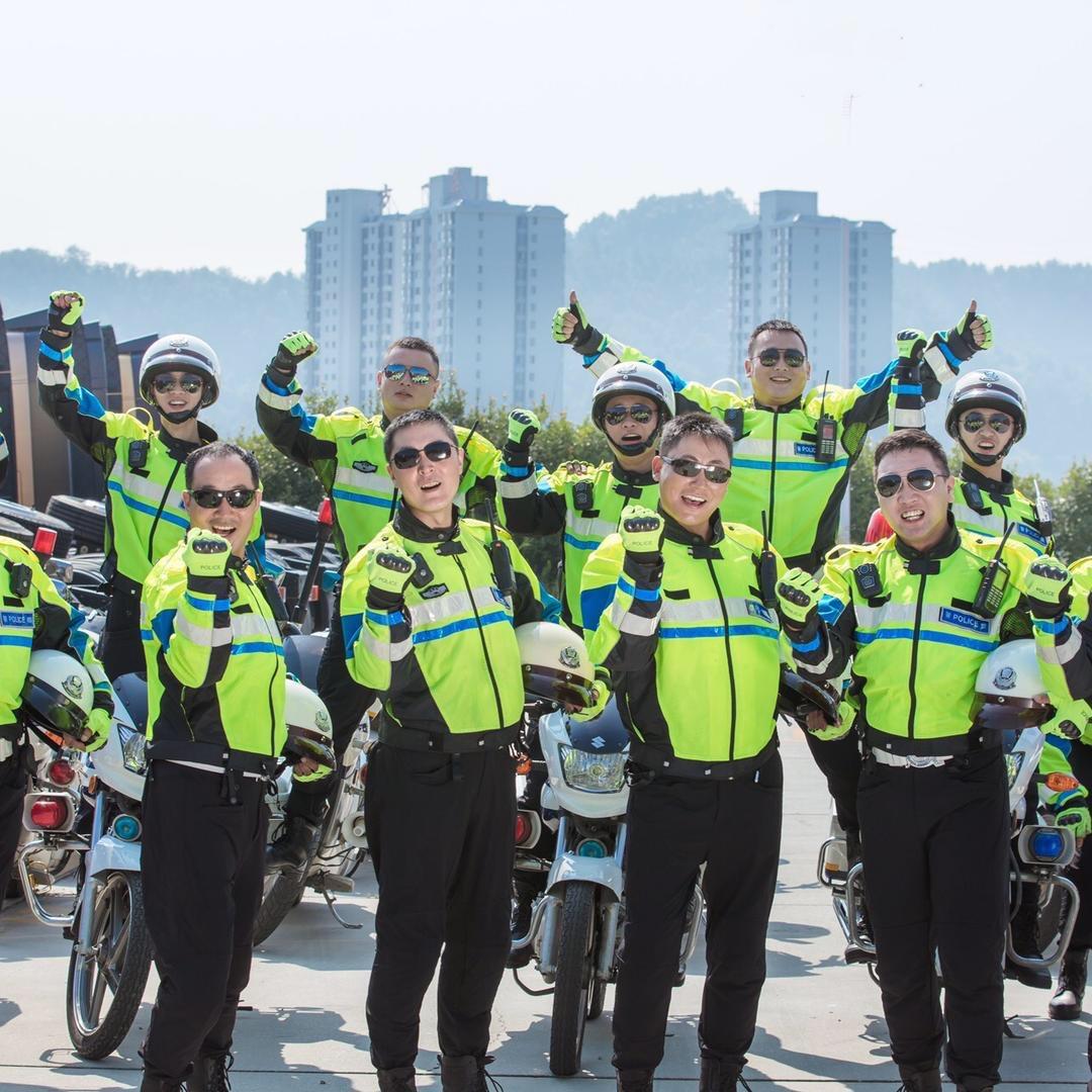 十堰交警
