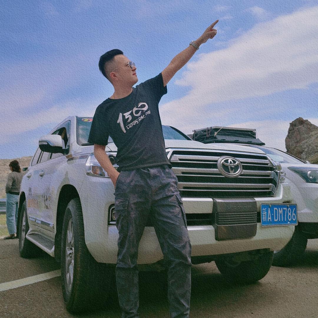 新疆超级领队丁丁呀