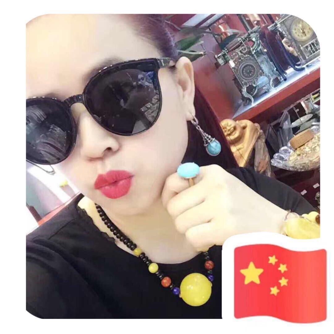 马克西姆旅游工艺品商行