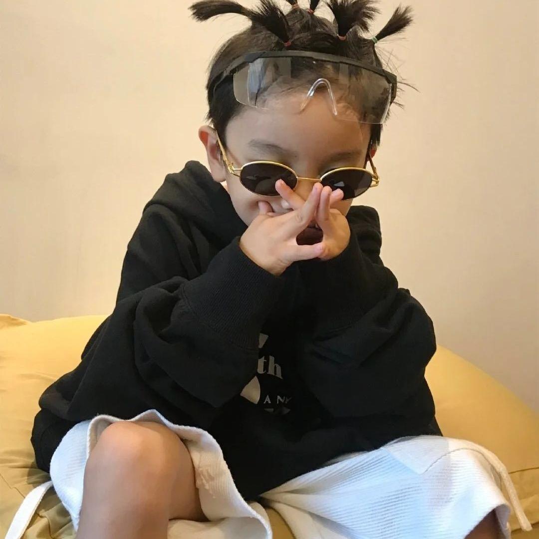 哥不帅需要爱 ！