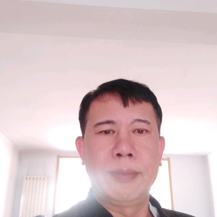 四先生