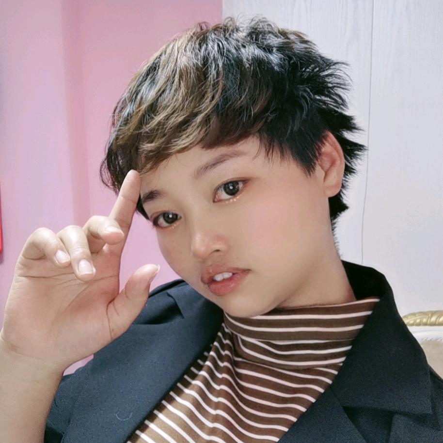许欣苒（桃子）