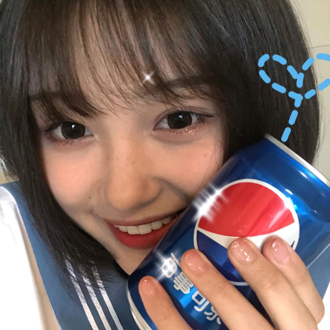 木子妍.