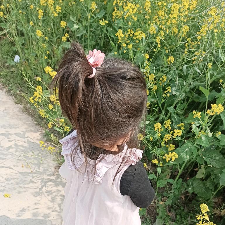 李真服装加工厂