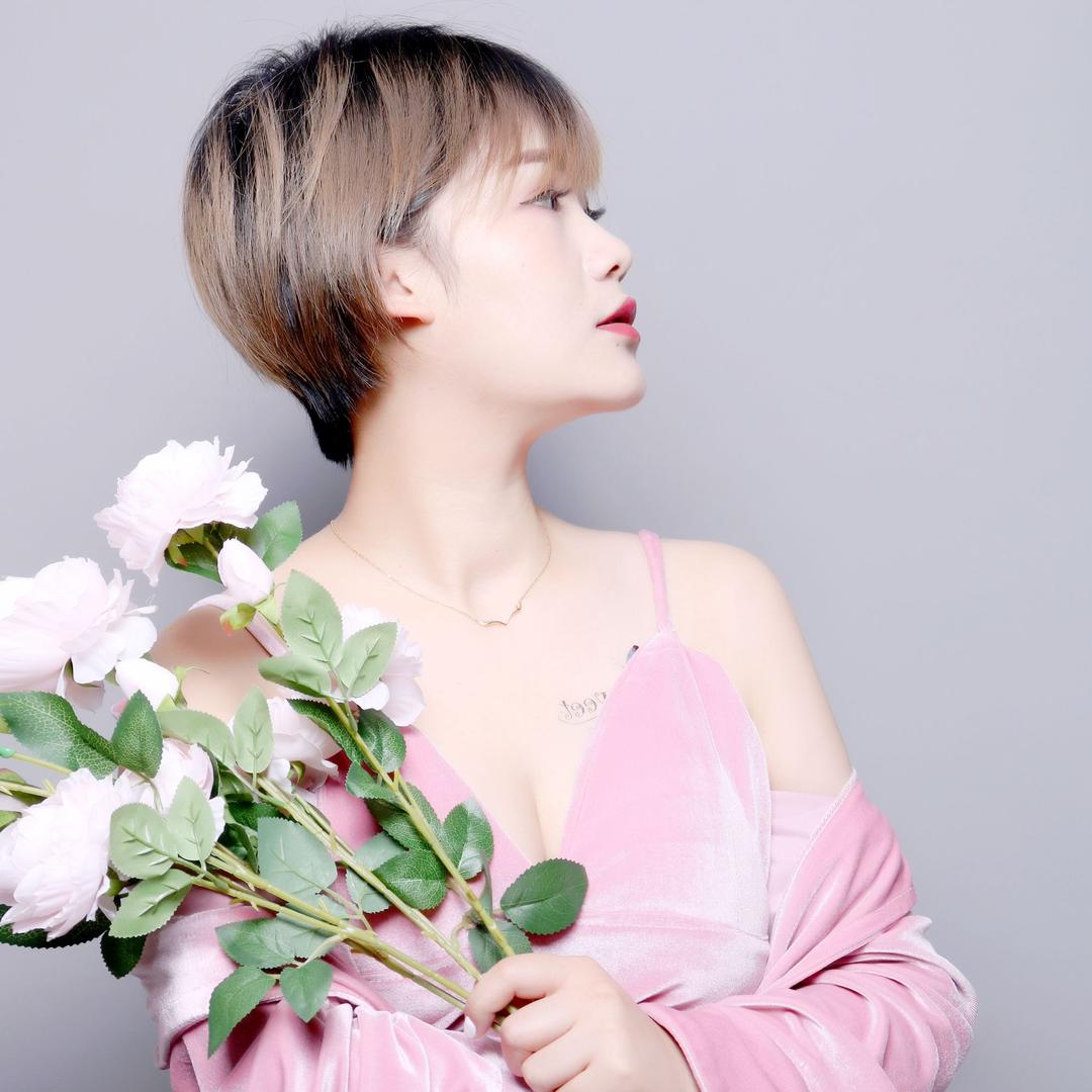 小美姐姐