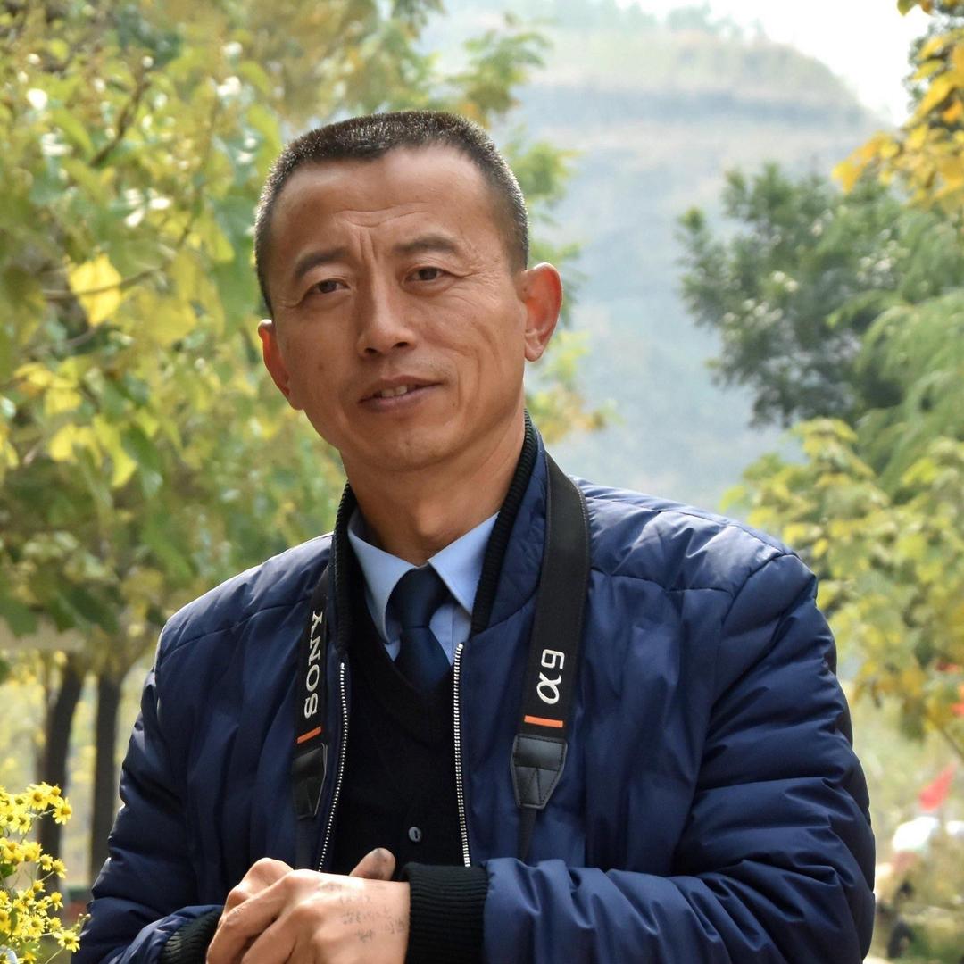 平遥古城雷岩峰