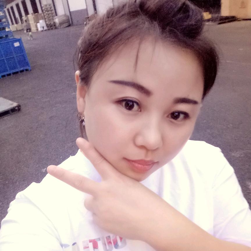 莉娜