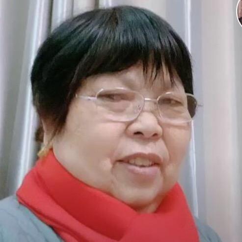 没上过学的董事长奶奶
