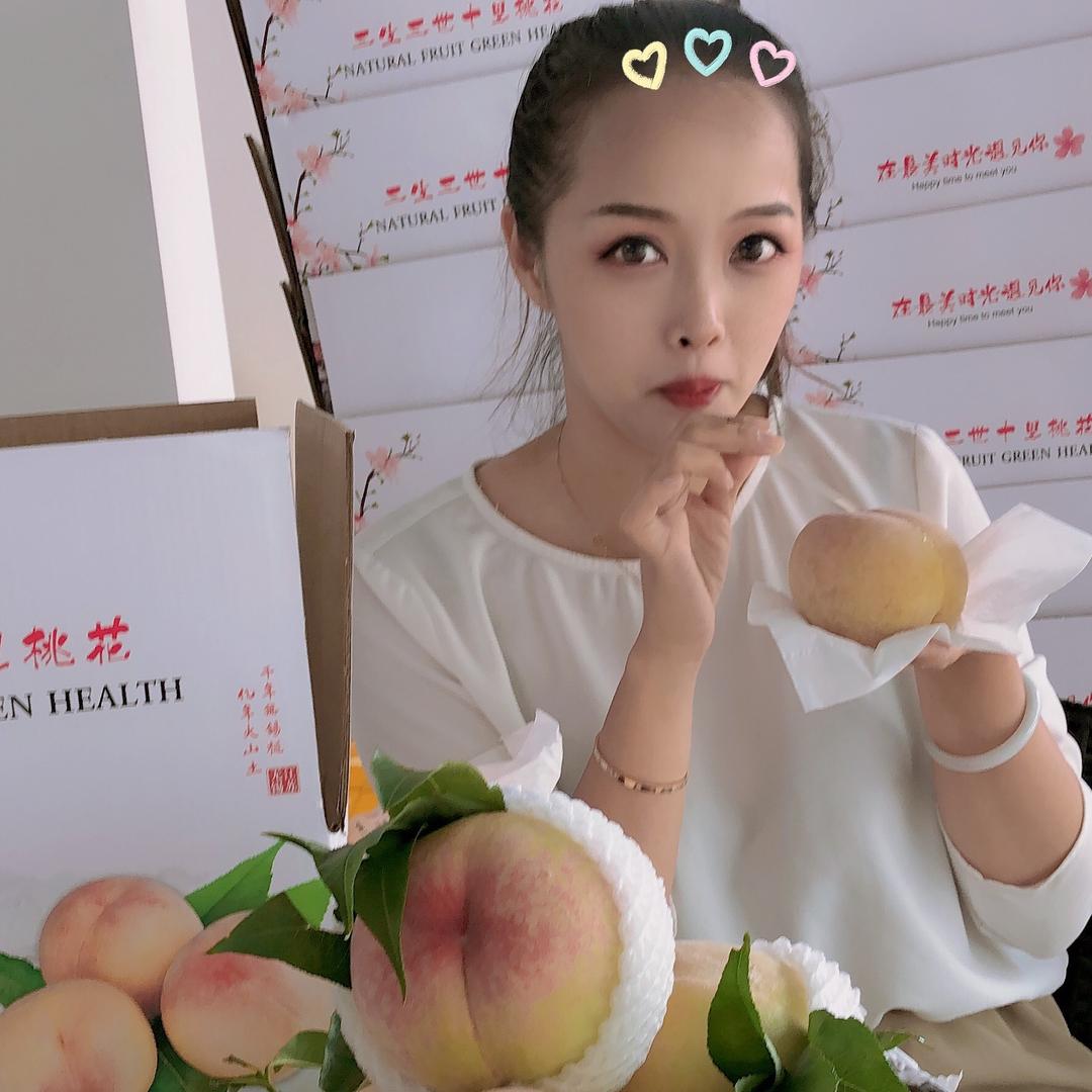 蜜桃小娘鱼