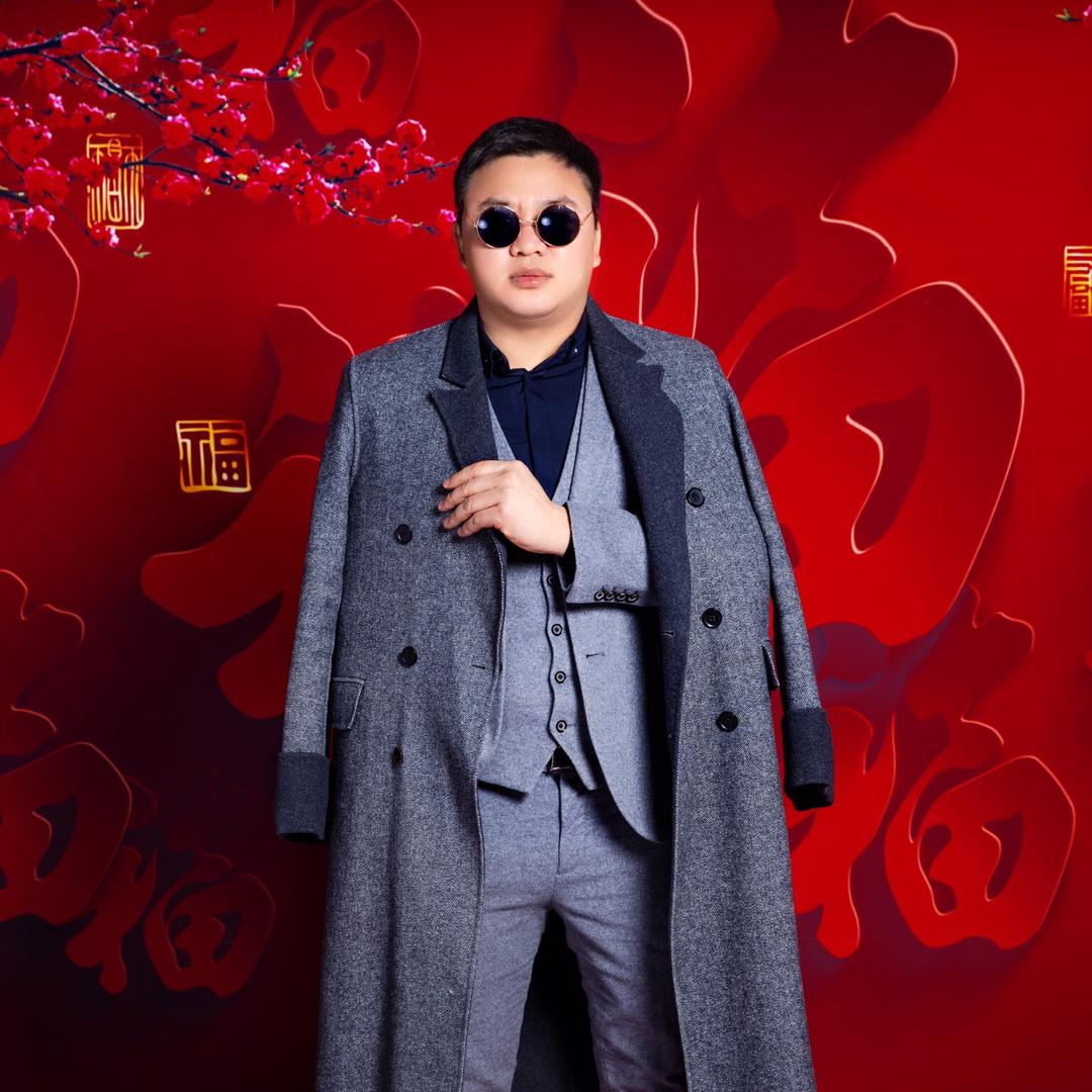 云水姑娘云南小熊