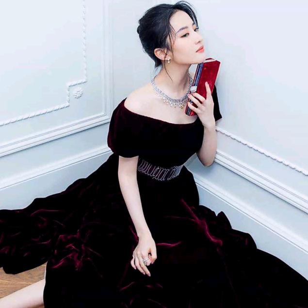 茈女子