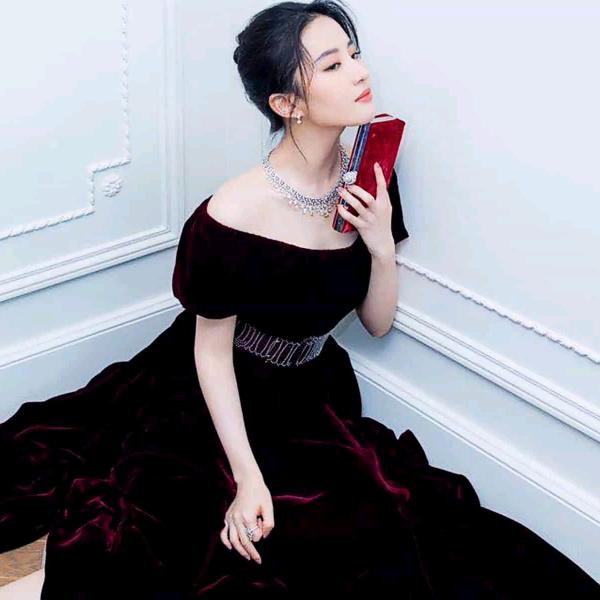 小芳果蔬代办代收团队，辣妈鼓舞队