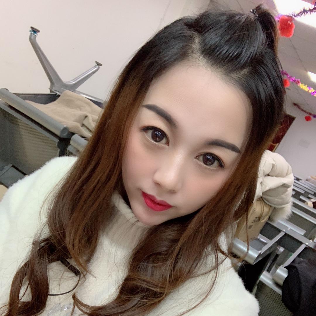 喂^^借个嶶笑💋