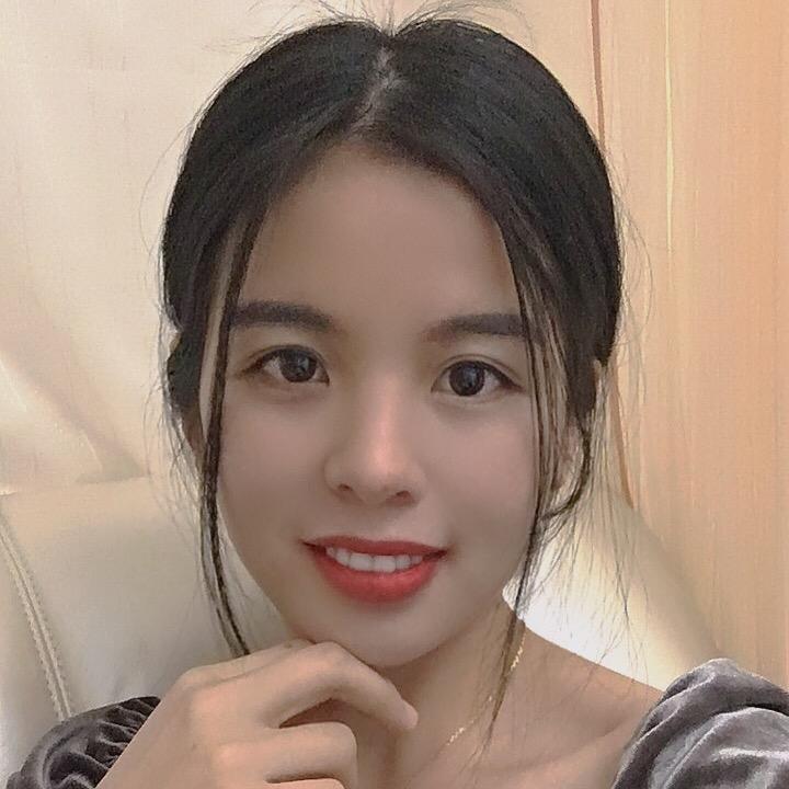 淡妆轻描🌸