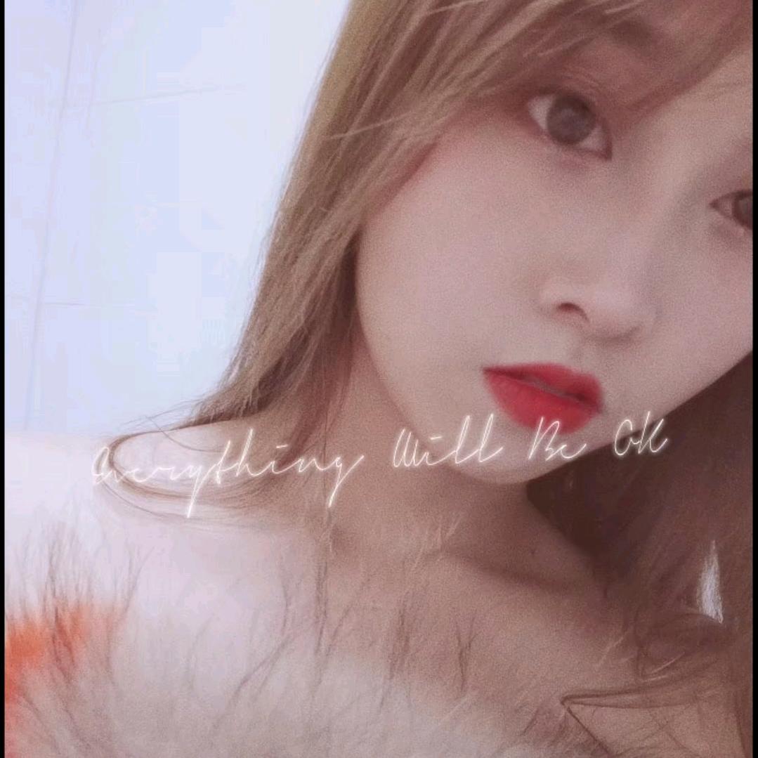 👑