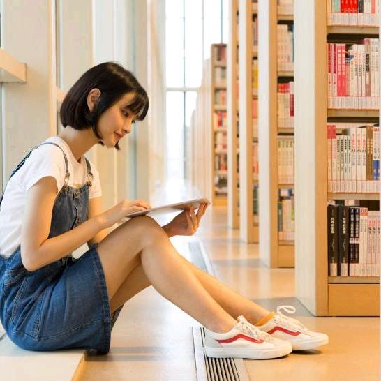 职校生校园日常