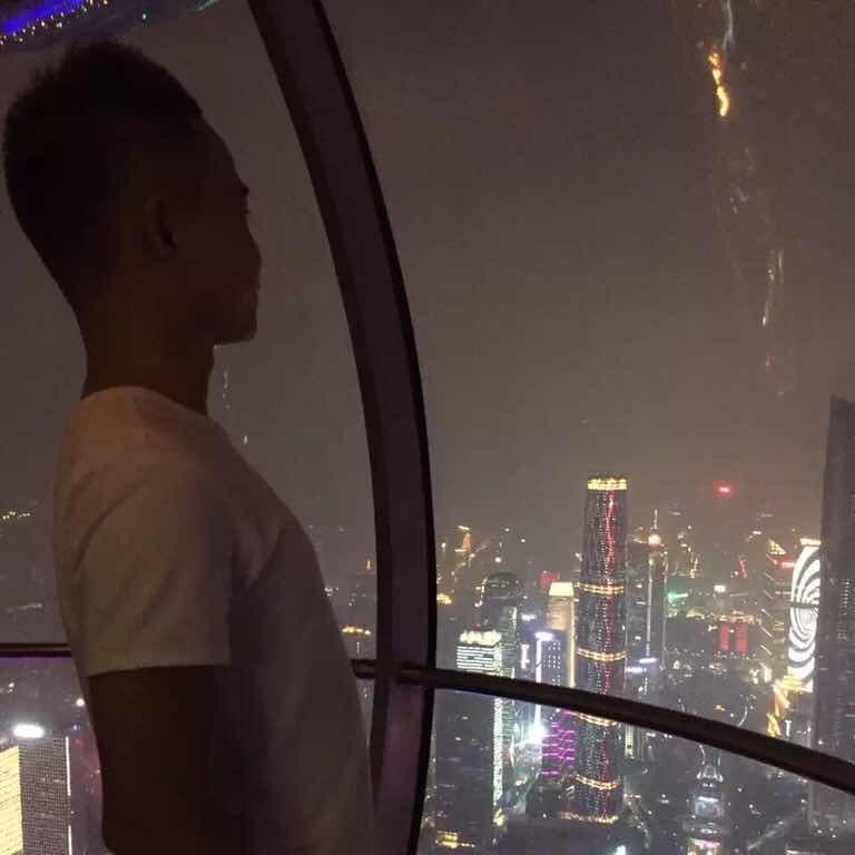 荔枝哥