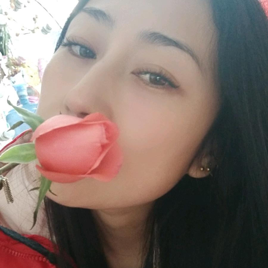 華楠快乐ヽ(爱´∀‘爱)ノ