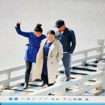 蓝色哈达服装店