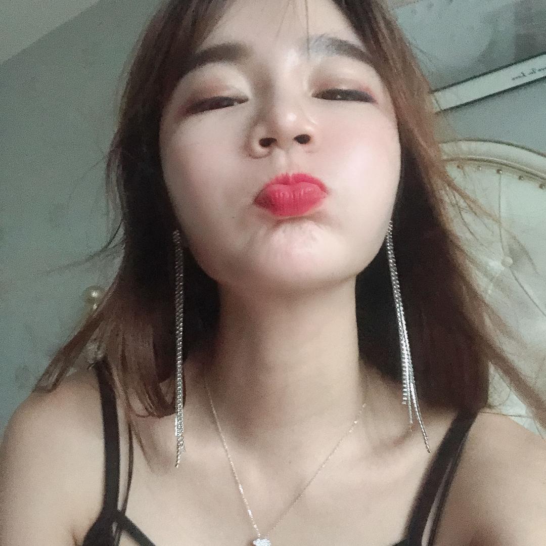 Y👄、