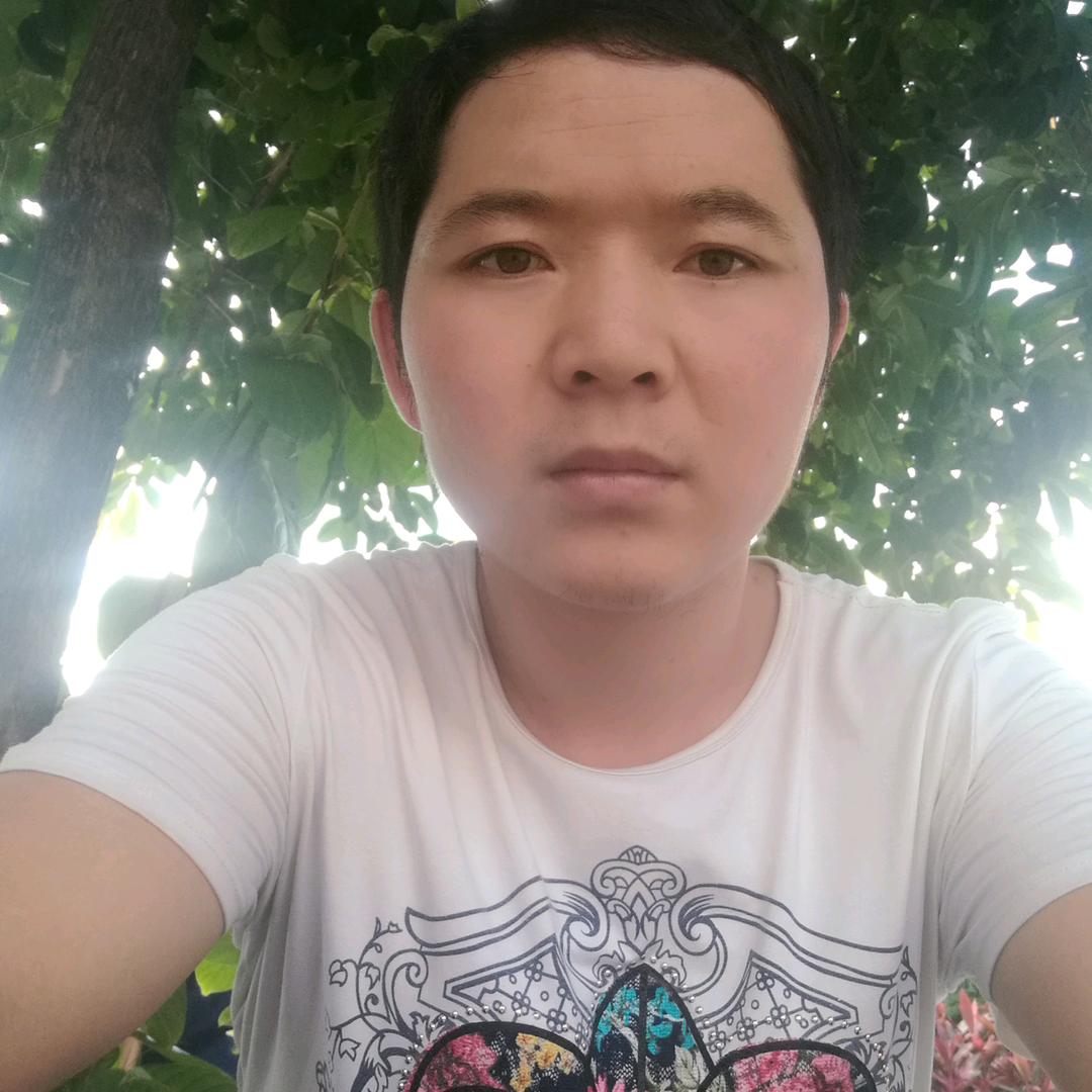 杨朋波，生态养殖黑猪，小猪，育肥猪