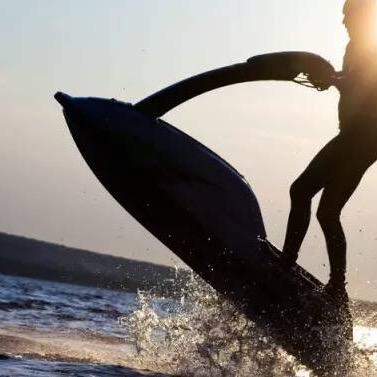 庞巴迪深圳Maverick 黑仔