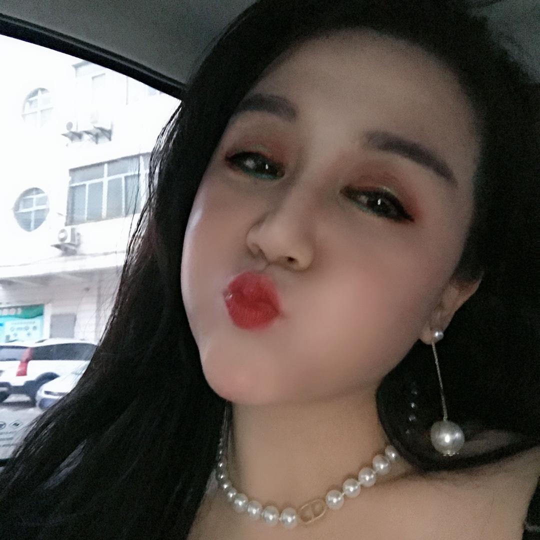 俏妞