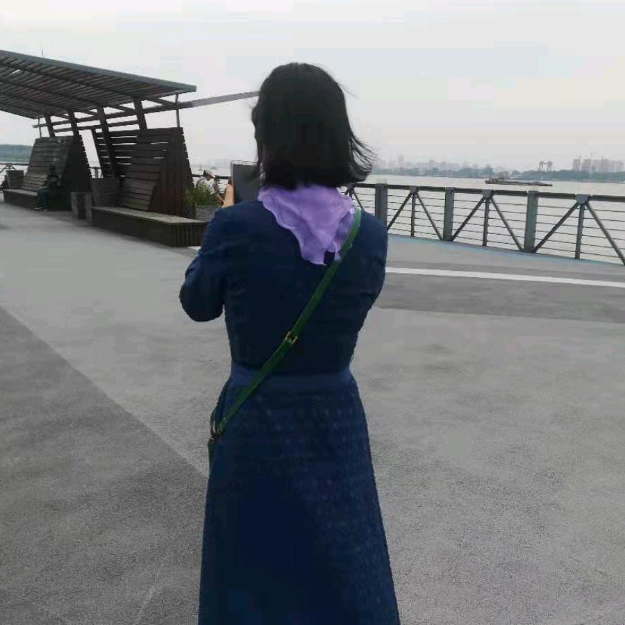 徐静