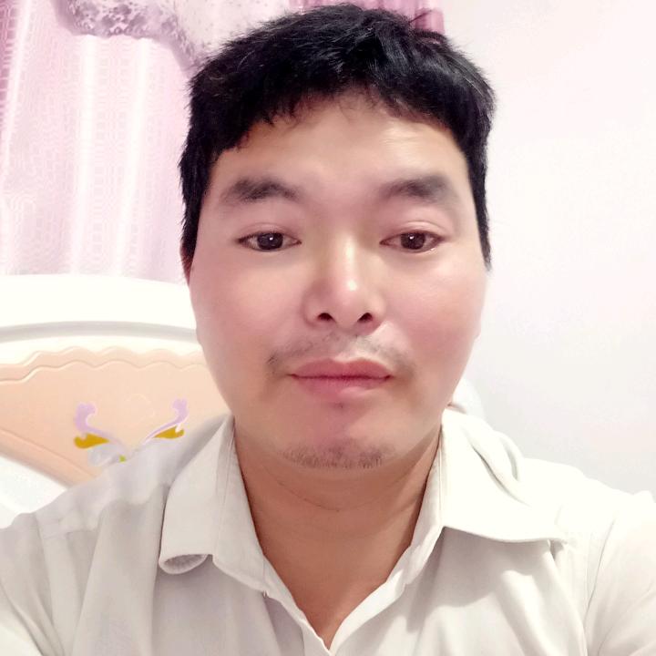 努力向前，低调做人，高调做事