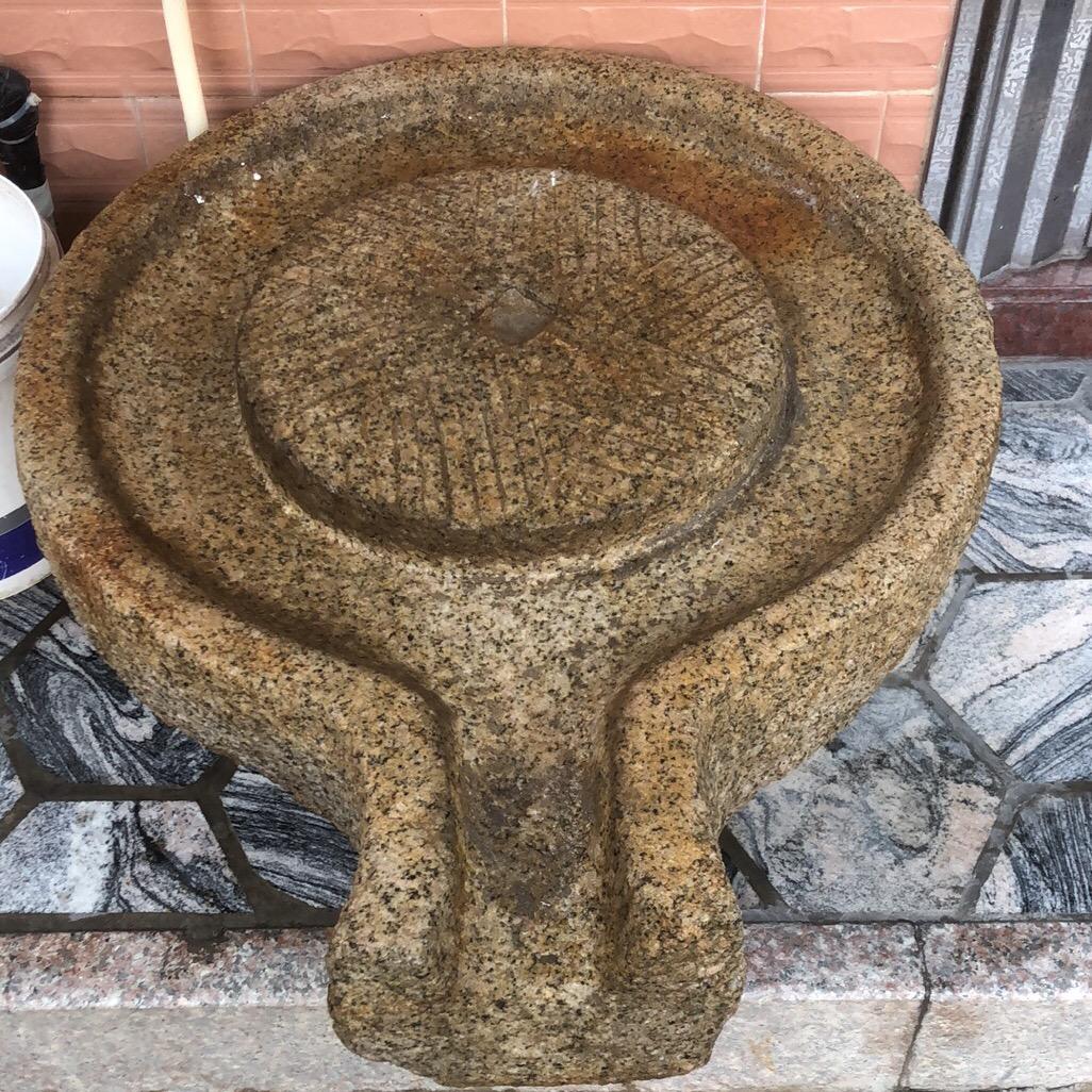 小男孩