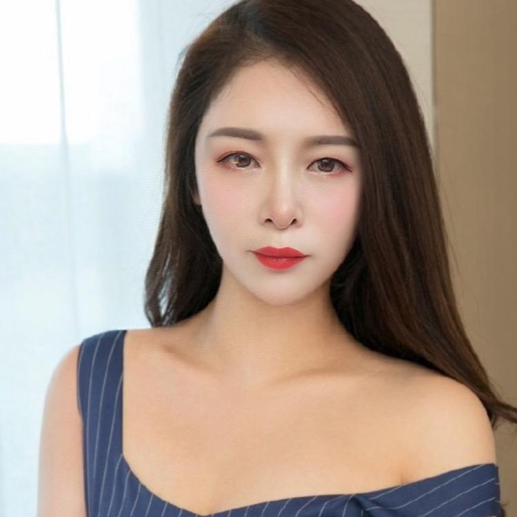 缘如水（瑜伽老师）