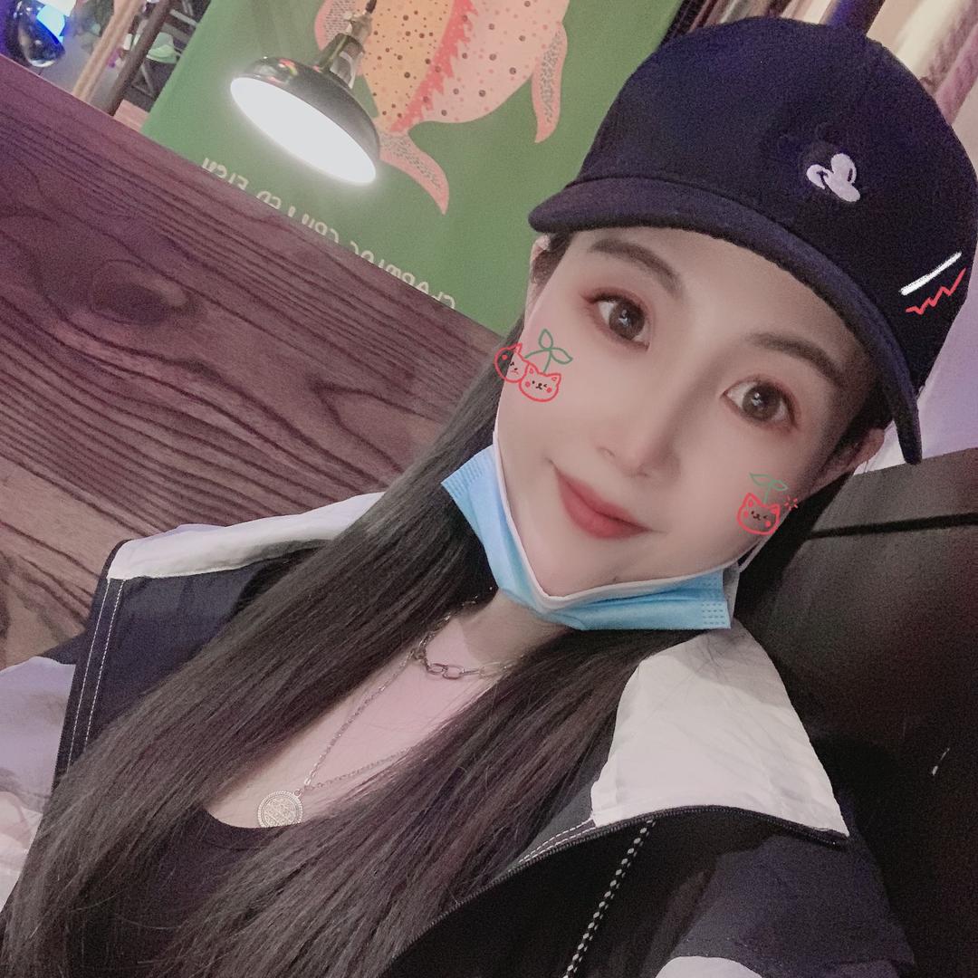 武汉硚口区刘嫚服饰店