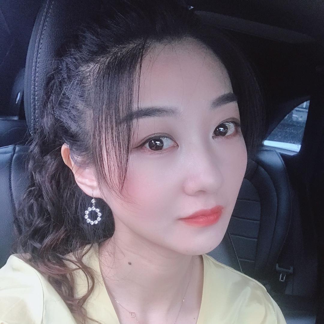 卖五金的甜教练